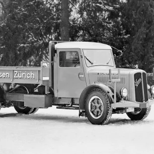 Geschichte Saurer | Saurer 1C Lastwagen mit Langeisenbrücke Baujahr 1940 | Werkbild Ad. Saurer AG Arbon/TG, Nr. 10314
