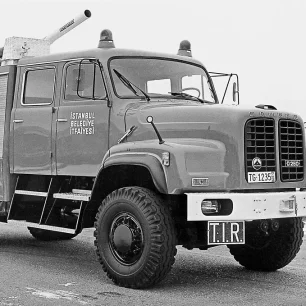 Geschichte Saurer | Saurer D250 N4x4 Tanklöschfahrzeug für den Export Baujahr 1978 | Werkbild Konrad Rosenbauer KG Leonding bei Linz (A)